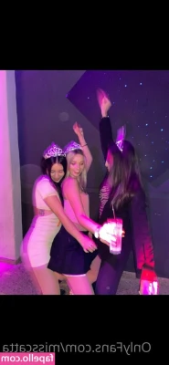 misscatta - Fuck I’m so damn horny
