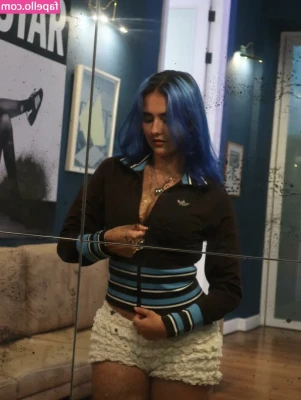 Merly Morello [ merly-morello ] - 😇..Would you help me getting dress? ..or undress 😈?