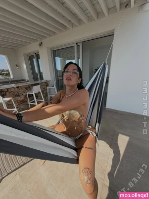 Amelia Amore [ amelia-amore ] - HUMPDAY ANAL TRAINING  TIP IF YOU LIKE TO SEE ME PLAY WITH MY ASS MORE