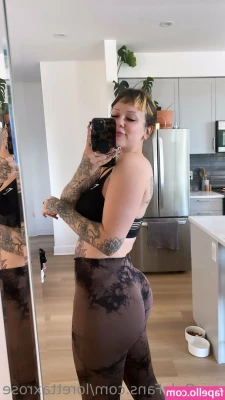 lorettaxrose - what do y all wanna seeee tip for custom content