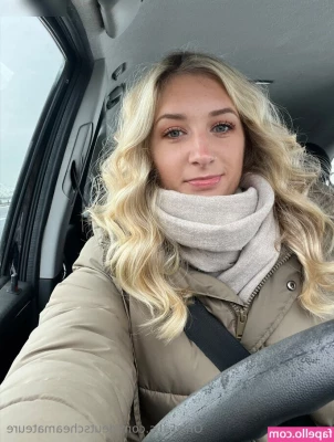 Lena.bayer [ lena-bayer ] - do you know what I need on a Sunday morning