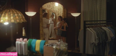 Cailee Spaeny [ cailee-spaeny ] - Does it look cute from behind? 💞