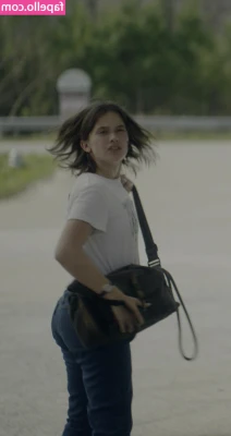 Cailee Spaeny [ cailee-spaeny ] - I love to be sexy and seductive for you 🤭😘
