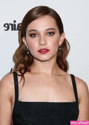 Cailee Spaeny [ cailee-spaeny ] - I ll be going Live Agin in 3 more days