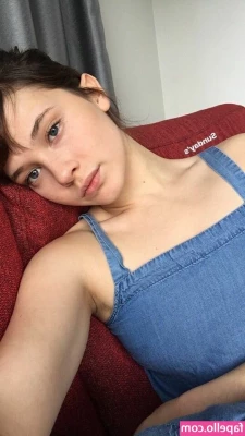 Cailee Spaeny [ cailee-spaeny ] - Stroking