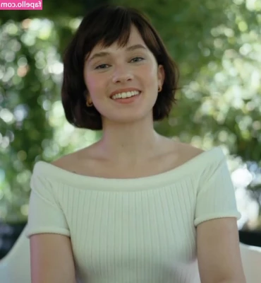 Cailee Spaeny [ cailee-spaeny ] - Dm me for full fuck video