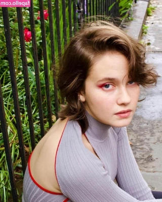 Cailee Spaeny [ cailee-spaeny ] - Thank you to  dommiemommyy for my shirt and panties here I love
