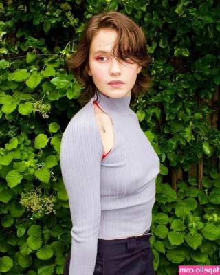 Cailee Spaeny [ cailee-spaeny ] - I can t believe 2020 is almost over  I m so excited to see what next