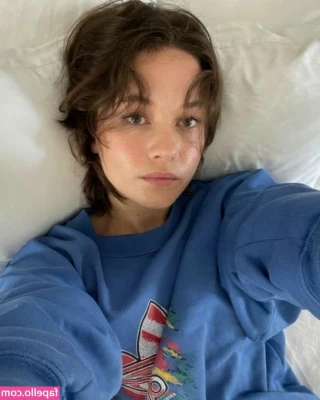 Cailee Spaeny [ cailee-spaeny ] - Your treat