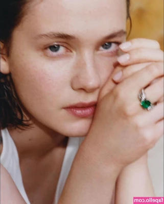 Cailee Spaeny [ cailee-spaeny ] - Worship my hotness