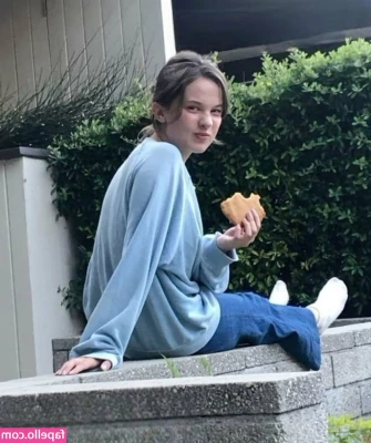 Cailee Spaeny [ cailee-spaeny ] - lasagna