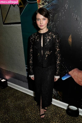 Cailee Spaeny [ cailee-spaeny ] - TITTY