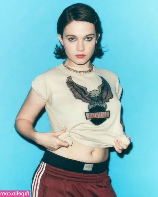 Cailee Spaeny [ cailee-spaeny ] - I was trying to get a new video and a welcome out to you guys tonight