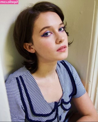 Cailee Spaeny [ cailee-spaeny ] - Tell me