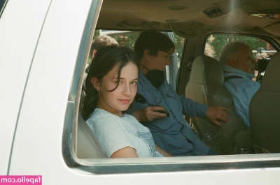 Cailee Spaeny [ cailee-spaeny ] - Found an old picture for your Throwback Thursday: was taken at my
