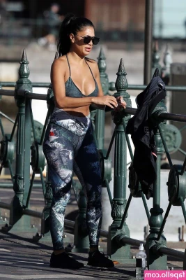 Nicole Scherzinger [ nicole-scherzinger ] - For my feet slaves