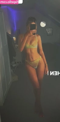 Molly Quirke [ molly-quirke ] - messy