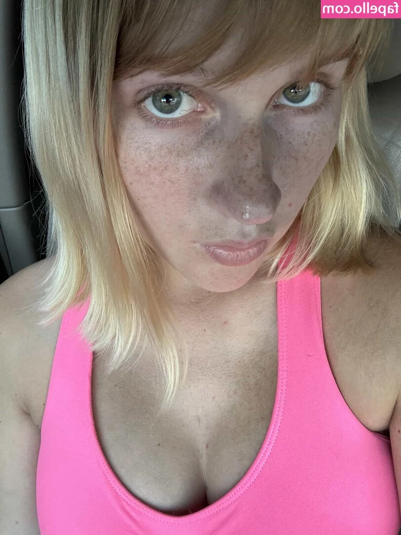 rosiexxxvip - drooling and spitting 😵🖤🤤🖤🖤