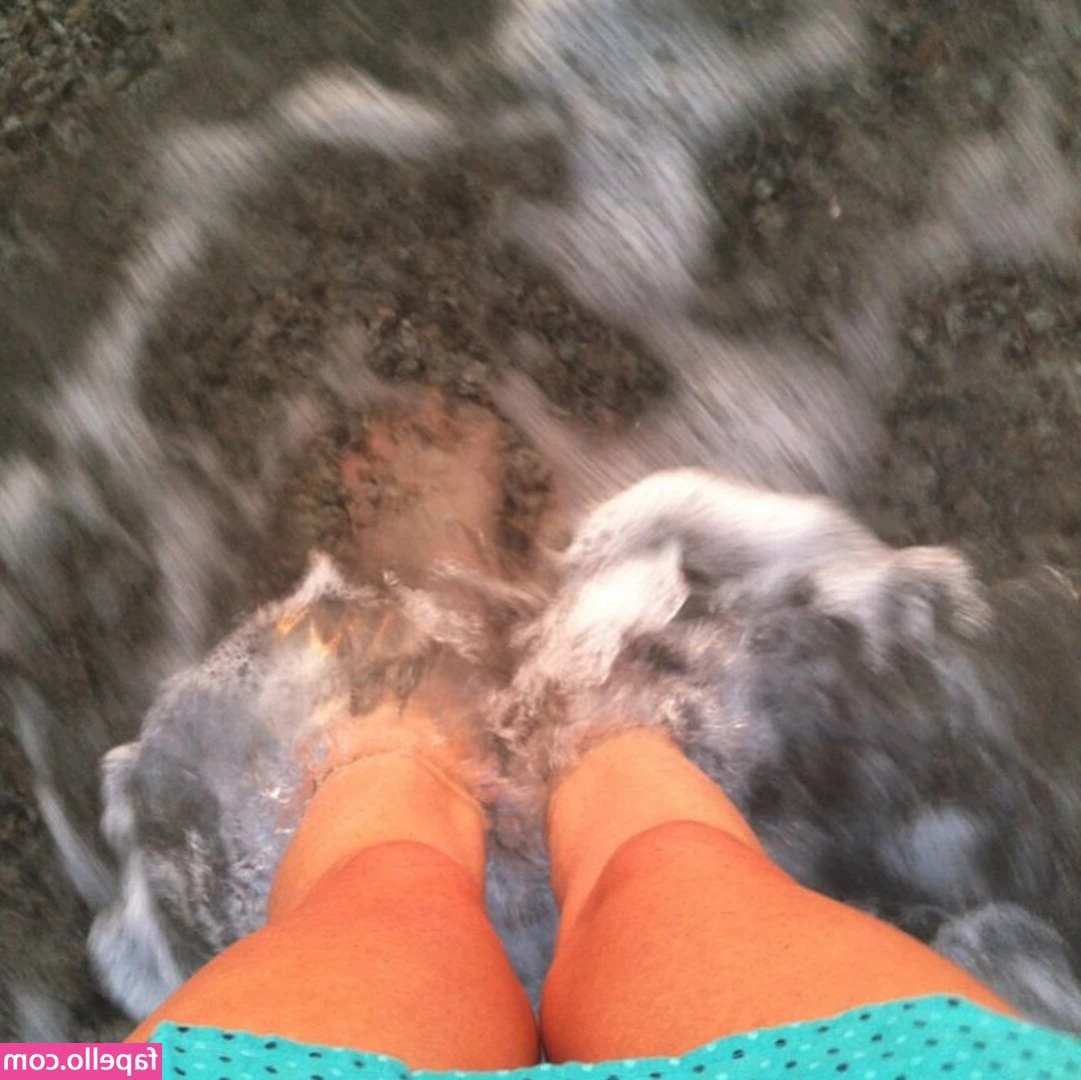Ale Chavarria [ ale-chavarria ] - Want more  Follow me   feetpics  feetseller