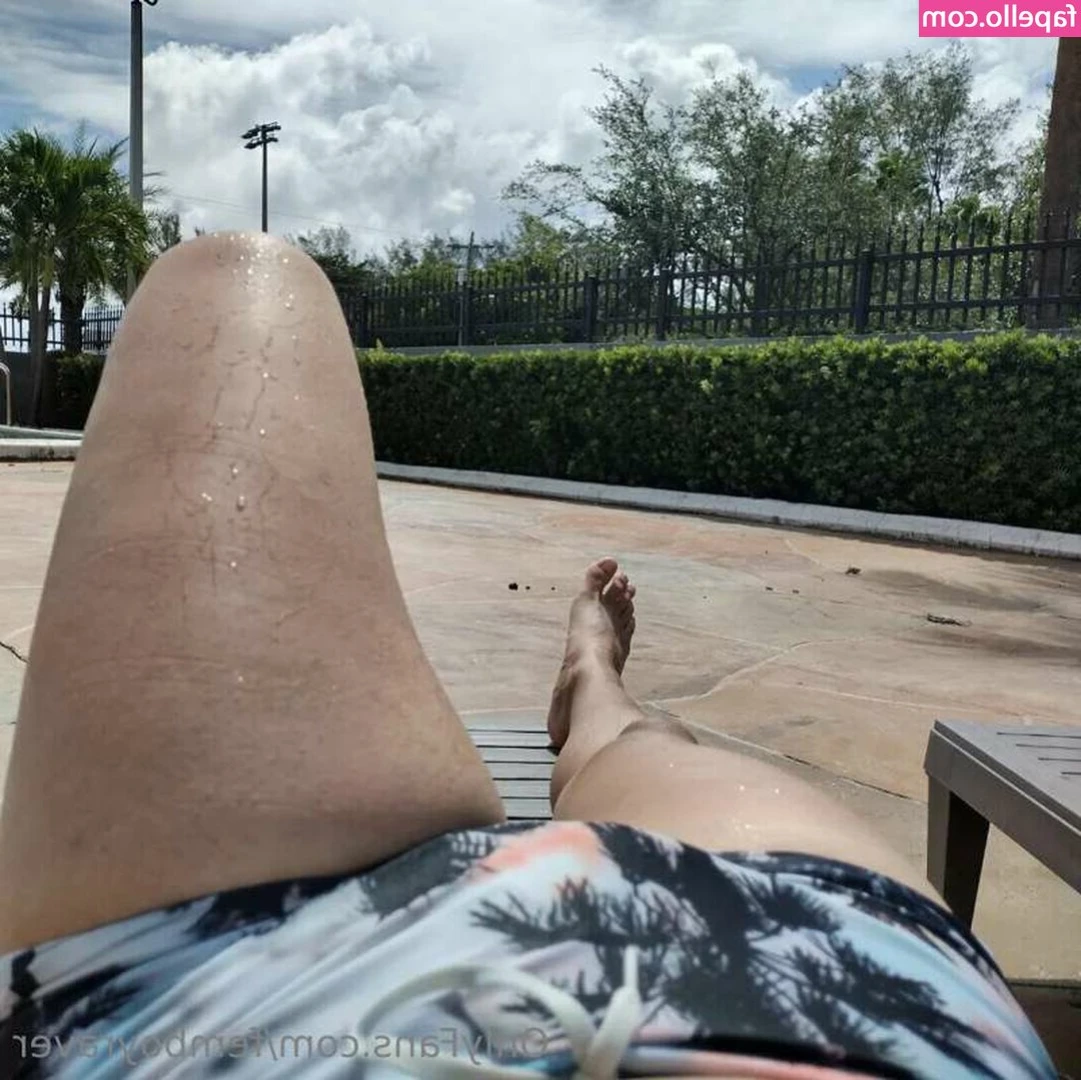 femboyraver - never to late for sundress szn