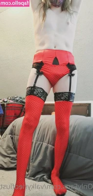 valkyrieoflust - 1v1 me daddy 😋