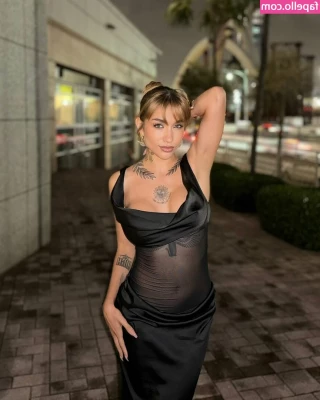 Maria Becerra [ maria-becerra ] - My face when my pussy is getting eaten right  Swirl that tongue on my