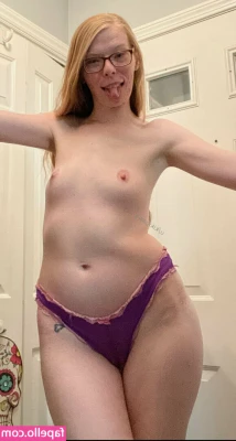 Kikipawg - Alguém pra gozar comigo ?😈😋