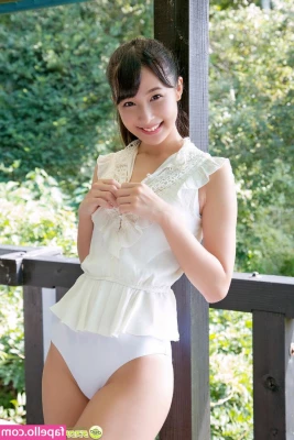 Kawasaki Aya [ kawasaki-aya ] - I miss my toes looking like this   Someone will be paying for a salon