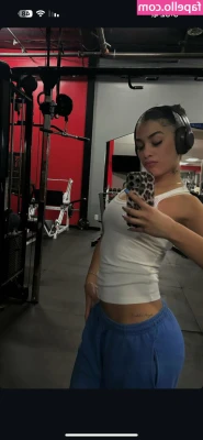 Chvzvanessa - 給你的晚安影片🤤🤤🤤 有空要多私訊我呀~~~