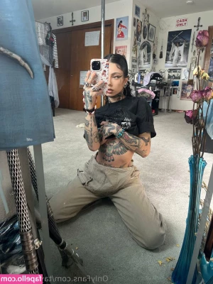 taylorwhitetv - Who likes a hard working man