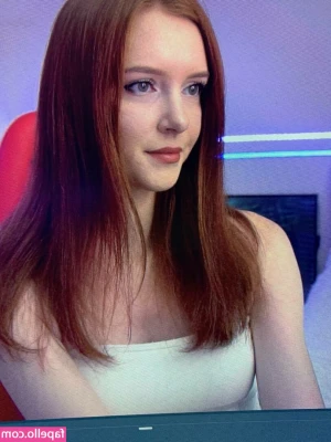 foxperryunofficial - 📸 Sunday Funday! Filming Customs all day. Tell me your fantasy,