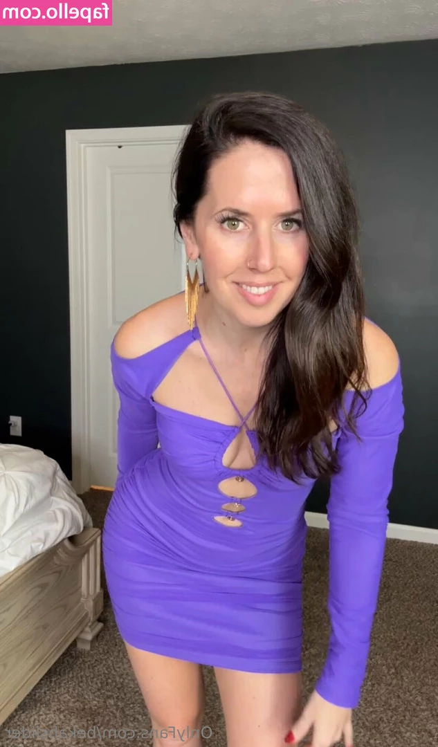 bekahslider - twerking in a sweet white thong. big ass, pawg, milf, pornstar,