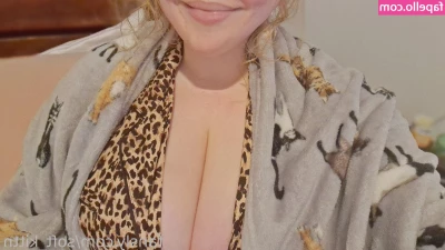 Soft_kittn [ soft-kittn ] - My daily morning wakeup stretches / gentle warm up for the day 😊