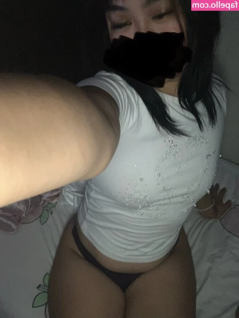 SH0MAYYYY - How FANtastic do I look?