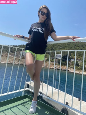 Amirah Adara [ amirah-adara ] - Use my body