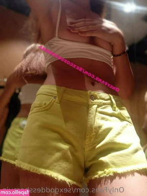 sexgoddesshera - Bby