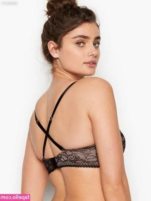 Taylor Marie Hill [ taylor-marie-hill ] - POV my heads on your chest and this is what you see
