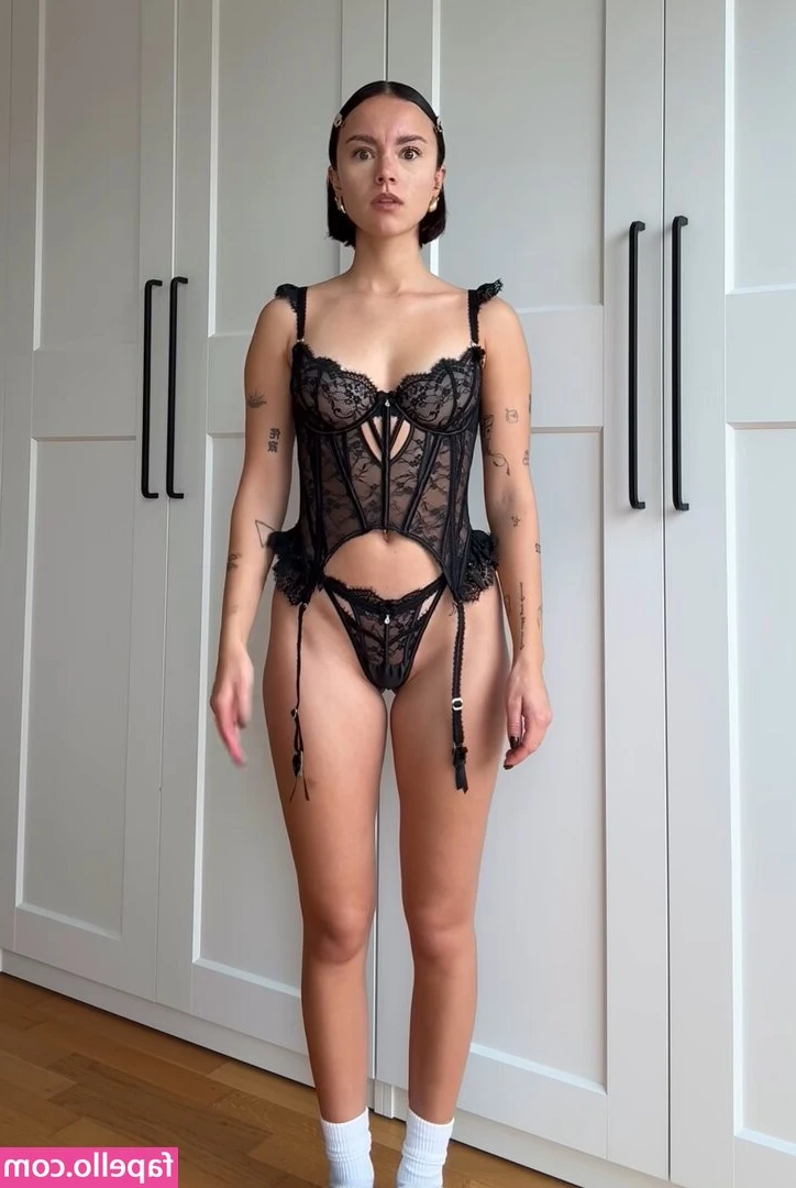 Hannah Caroline Lindner [ hannah-caroline-lindner ] - Its a very good chick for me 😈  The sexy @shailoshana 🥰 really