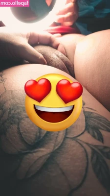 Debora Hotwife [ debora-hotwife ] - My pussy lips gobbled this thong right up 🫣