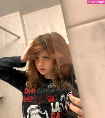 Amanderinn - Leave a $10 tip on this post & I'll send you more photos from