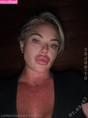 Katrina Thicc [ katrina-thicc ] - YOU CAN NOT ESCAPE CLIP