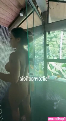 Sil Torra Torra [ sil-torra-torra ] - I undressed myself :P You will see my ass perfectly  Or subscribe