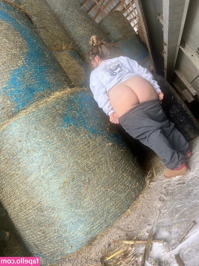 farmwifegonewild - Boobs out enjoying this gloomy weather
