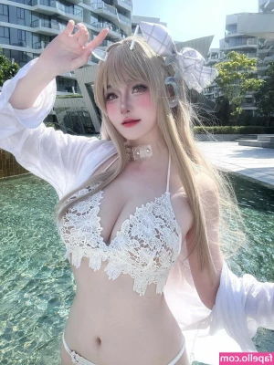 xiaoyukiko - Under boob and tiger stripes