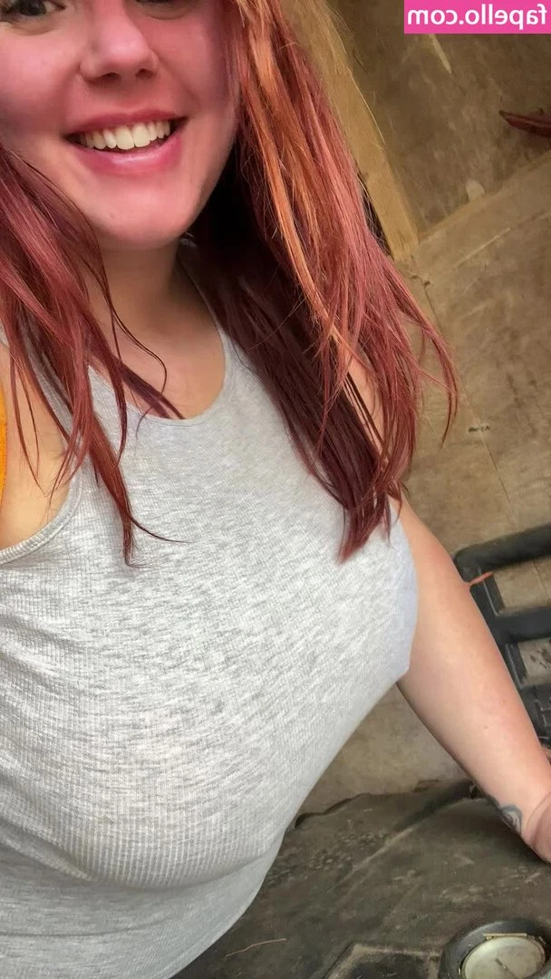 bouncy.rosie [ bouncy-rosie ] - hate showering alone