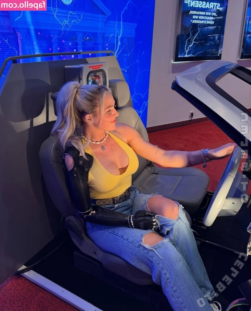 Gina Rühl [ gina-rhl ] - Wishing you to have grip like this 😉