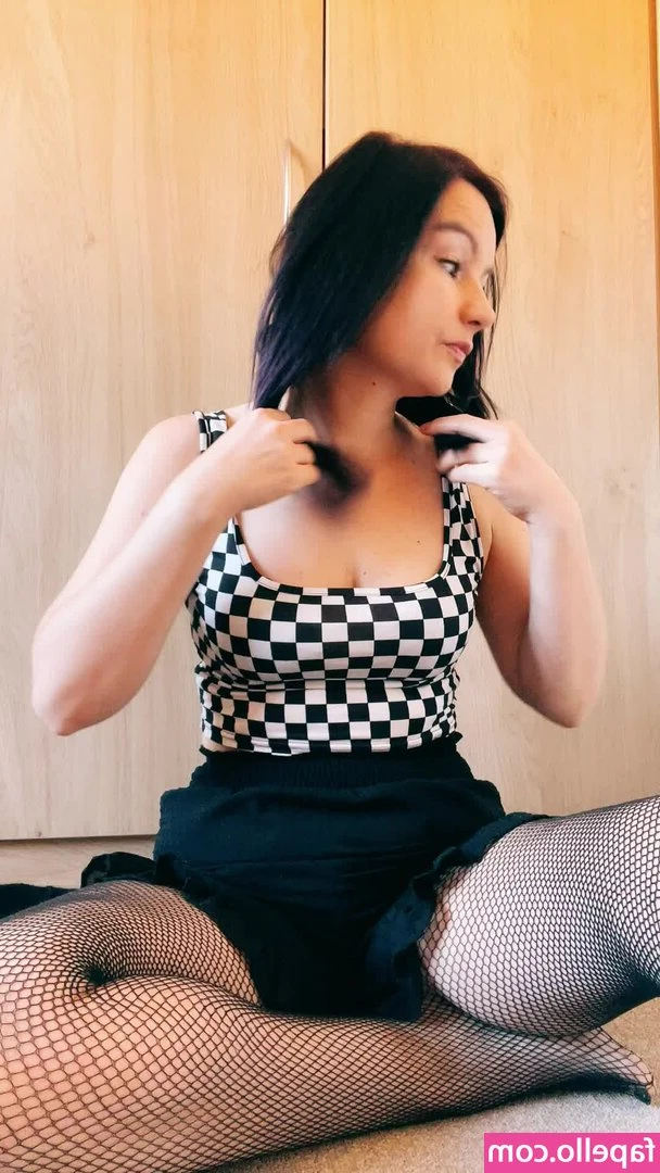 Carla-Anne Bloom [ carla-anne-bloom ] - Professional cock whore