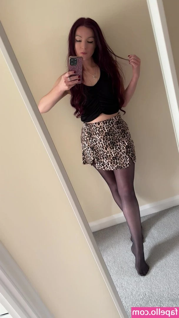 Carla-Anne Bloom [ carla-anne-bloom ] - First or second pic? 😈