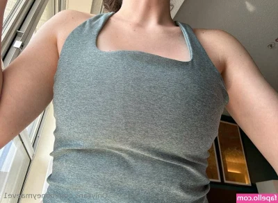 maeve2000 - i need to feel your tongue licking these ice-sickles off my ass.