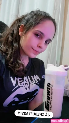Laysa Meroto [ laysa-meroto ] - Gozando pelo cuzinho 🔥 Viu como fiquei arrepiadinha ? 🥵